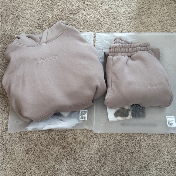 🌸NWT COMFRT Signature Hoodie & Sweatpants SET - Picture 5 of 9